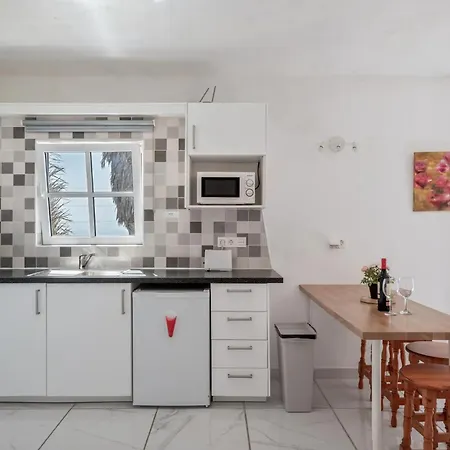 Διαμέρισμα Rosa Eden